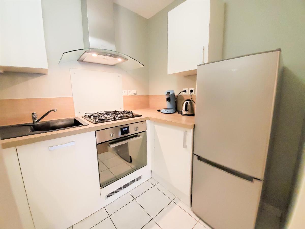 Standing appartement avec vue sur la Mayenne Laval  Extérieur photo